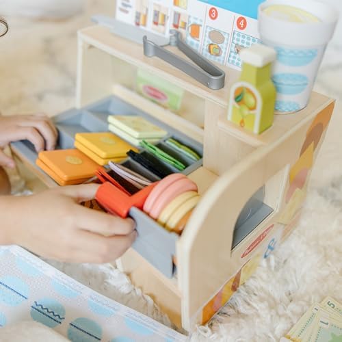Set de jucării din lemn Melissa & Doug pentru tăiat și așezat sandvișuri - Joc de rol cu alimente din lemn pentru copii de peste 3 ani - Cadou pentru băieți sau fete - imagine 5
