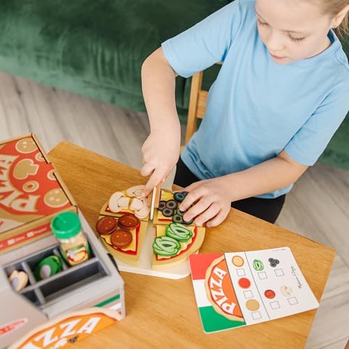 Set de pizza din lemn Melissa & Doug pentru copii de 3 ani și peste pentru joc de rol - 34 piese - imagine 3